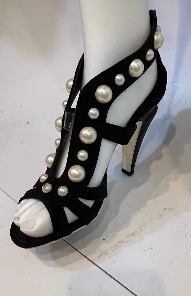 Chanel Black Strap Sandal Heels Pearl Trim EU 37.5 US 6.5/7 Narrow