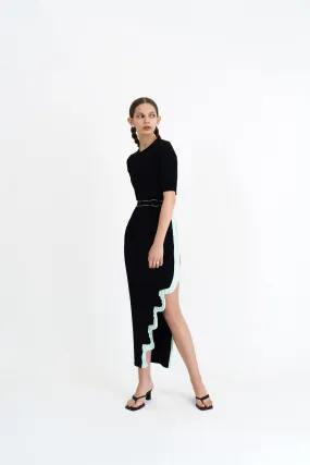 JODIE PLEATED LONG DRESS WITH WAVY SIDE SLIT