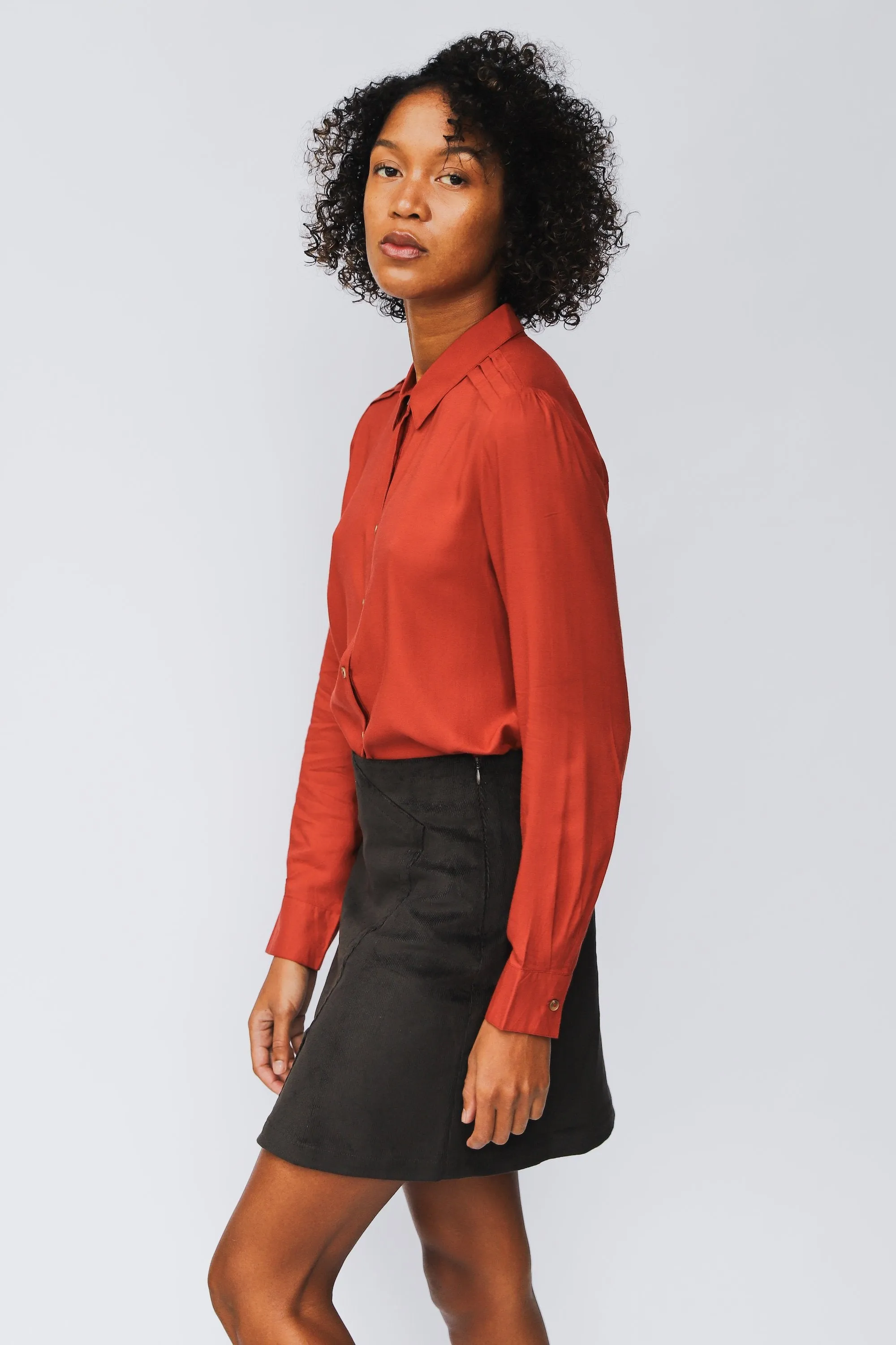 maya blouse barn red